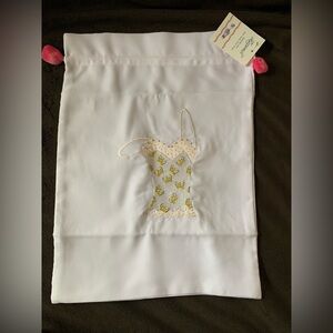 ZAZENDI drawstring, creme color embroidered camisole  lingerie bag  NWT